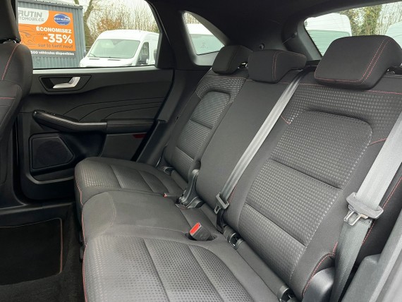 FORD KUGA Kuga-006.jpg