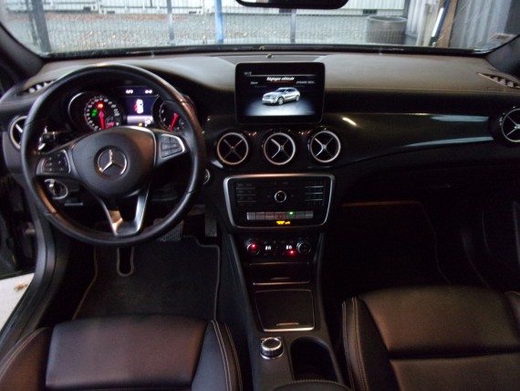 MERCEDES Classe GLA GLA-005.jpg