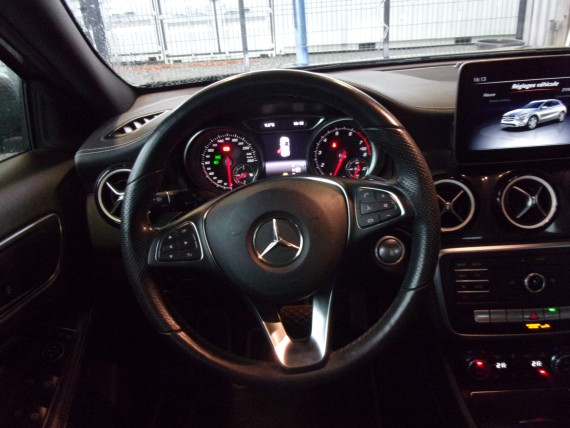 MERCEDES Classe GLA GLA-006.jpg