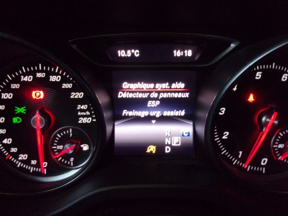 MERCEDES Classe GLA GLA-019.jpg