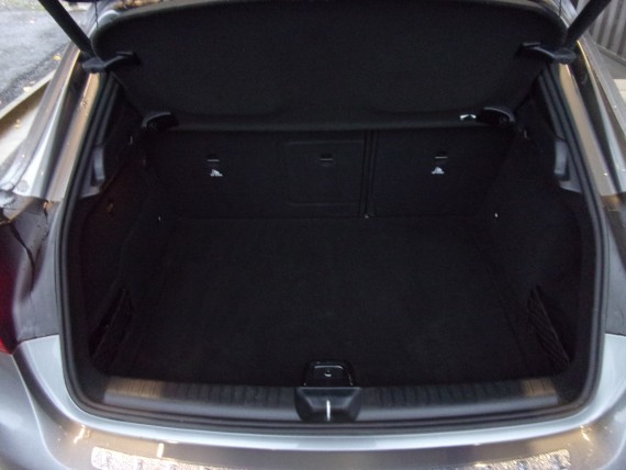 MERCEDES Classe GLA GLA-021.jpg