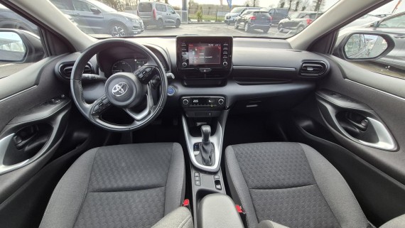 TOYOTA YARIS yaris-004.jpg