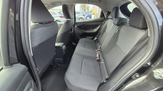 TOYOTA YARIS yaris-005.jpg