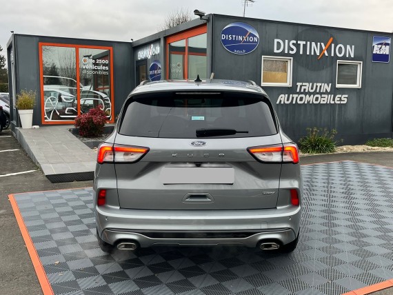FORD KUGA Kuga-004.jpg
