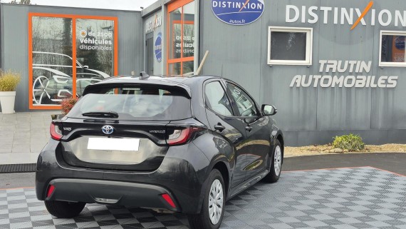 TOYOTA YARIS yaris-010.jpg