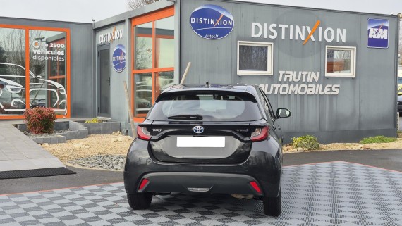 TOYOTA YARIS yaris-011.jpg