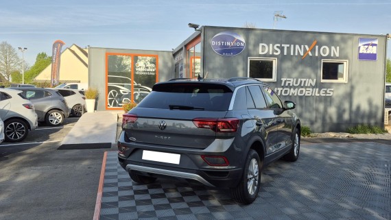 VOLKSWAGEN T-ROC t-roc-023.jpg