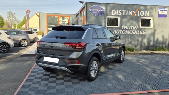 VOLKSWAGEN T-ROC t-roc-024.jpg